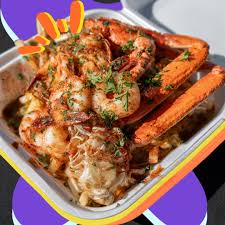 SCSU Homecoming Eats: Best Black-Owned Spots + Merch to Rep The Burg